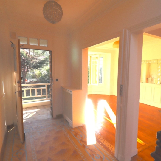  Annonces MASSY : Maison / Villa | CACHAN (94230) | 193 m2 | 836 000 € 