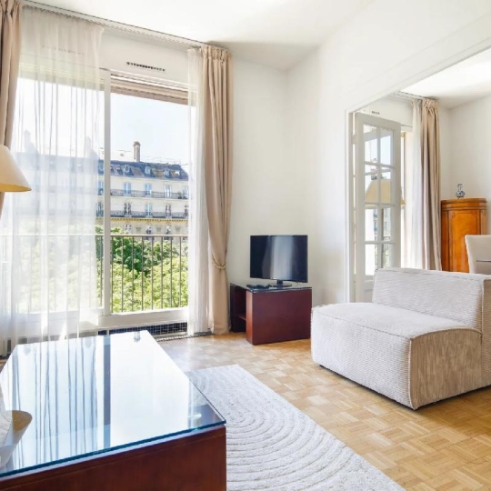  Annonces MASSY : Appartement | PARIS (75016) | 76 m2 | 1 500 000 € 