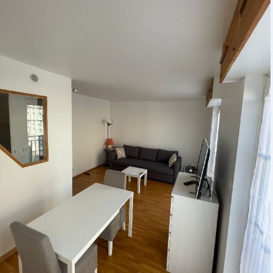  Annonces MASSY : Apartment | CHARENTON-LE-PONT (94220) | 27 m2 | 1 050 € 