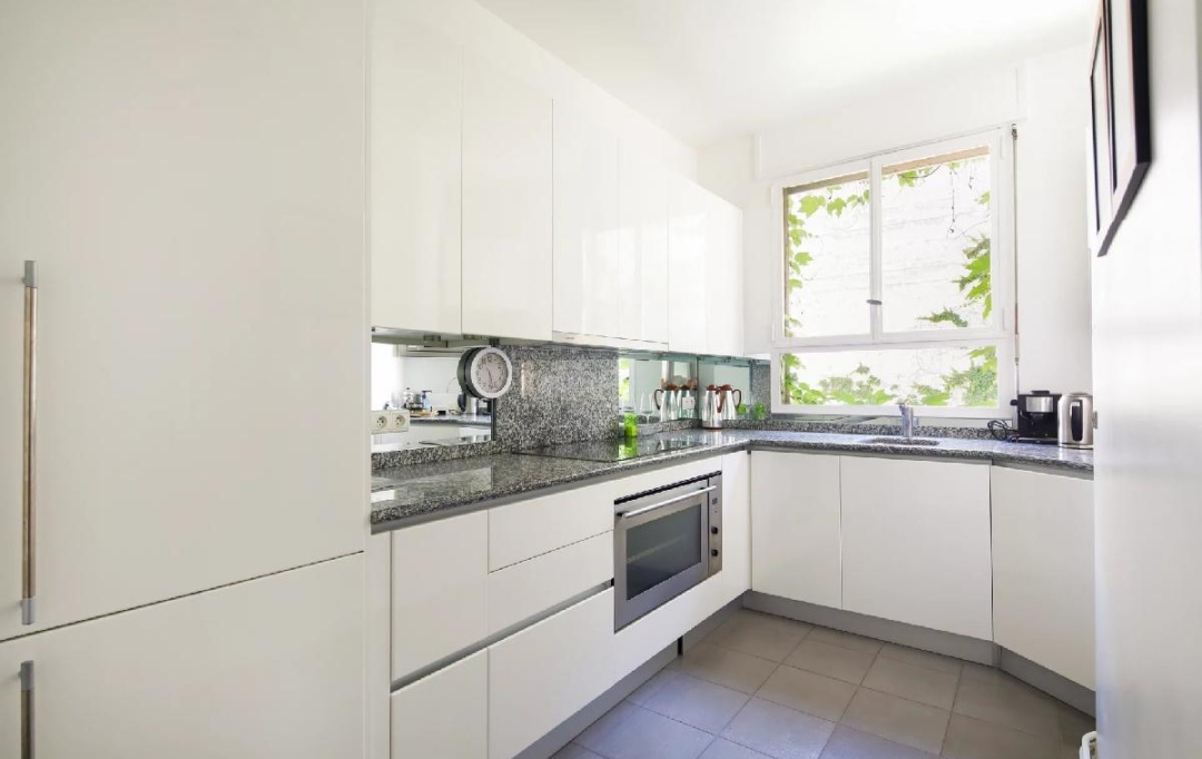 Annonces MASSY : Appartement | PARIS (75016) | 76 m2 | 1 500 000 € 