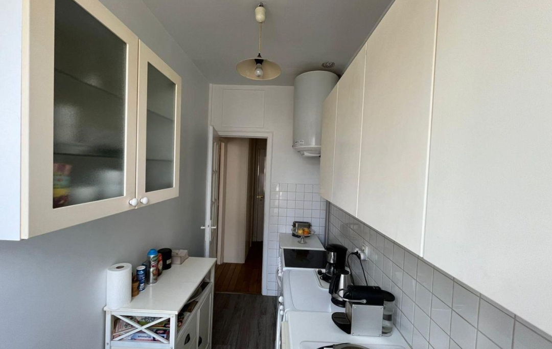 Annonces MASSY : Appartement | CHARENTON-LE-PONT (94220) | 50 m2 | 435 000 € 