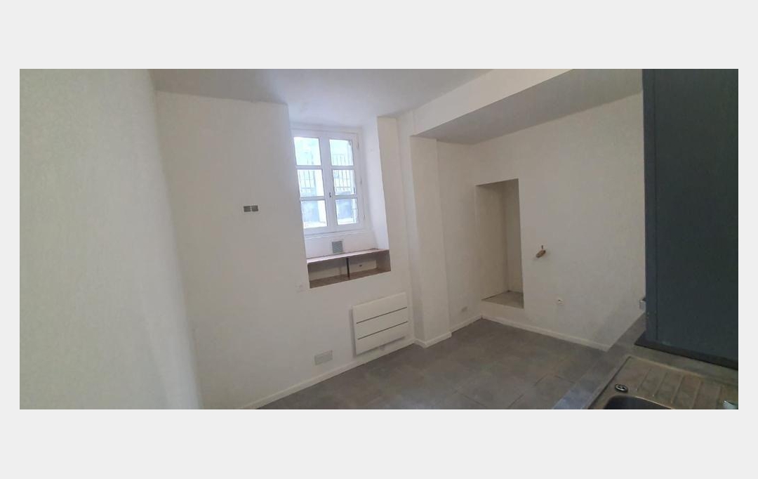 Annonces MASSY : Appartement | SAINT-MAURICE (94410) | 30 m2 | 129 000 € 