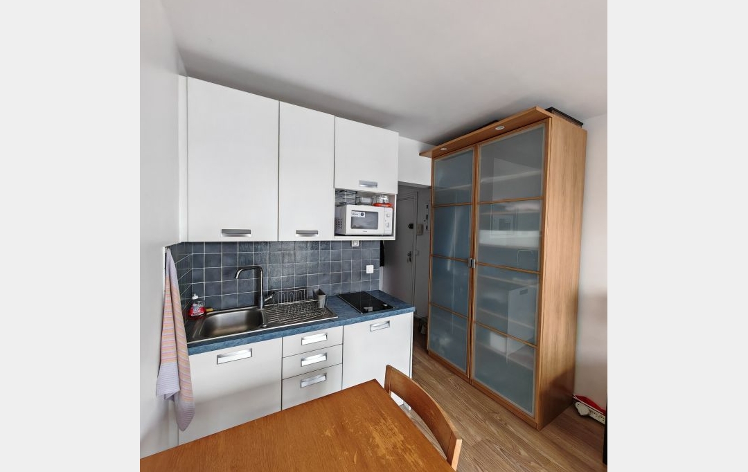 Annonces MASSY : Appartement | PARIS (75015) | 19 m2 | 260 000 € 